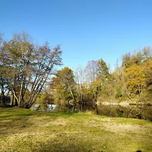  Hébergement de vacances Petit T2 Au Bord De L'allier France